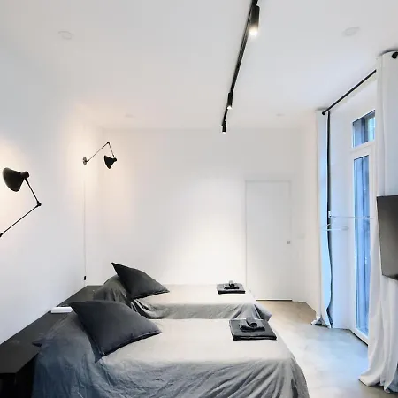 Διαμέρισμα Loft Miyabi - Urban Retreat With Private Parking Τορίνο